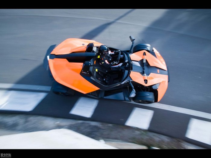 公路赛车 ktm x-bow