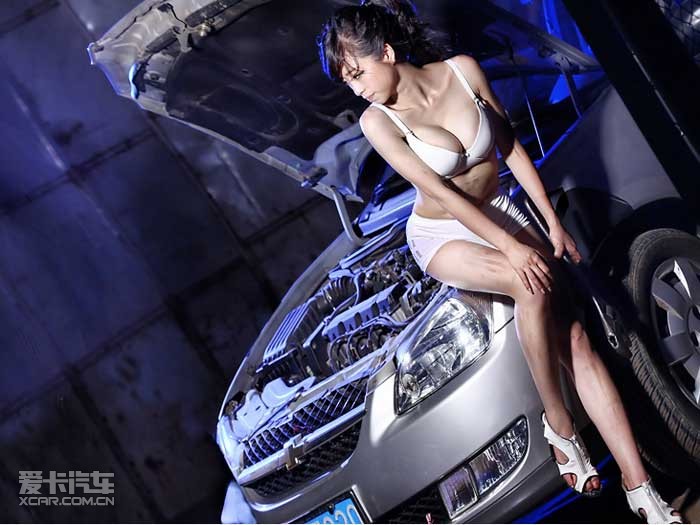 喷血<em>车模</em> 胸器逼人_<em>车模</em>写真_<em>图库</em>频道_爱卡汽