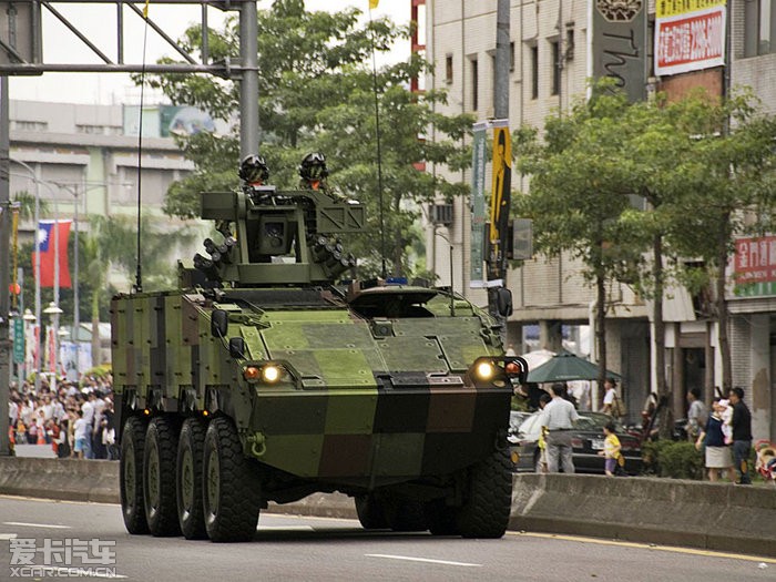 台湾阅兵中的那些军车_八卦图文