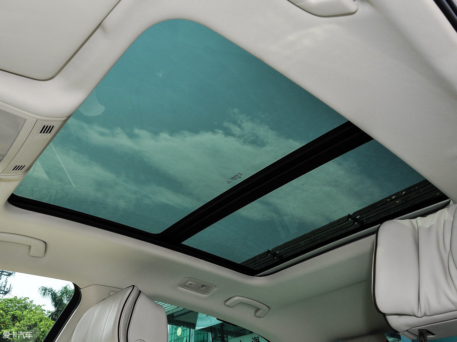 上汽大眾2016款輝昂