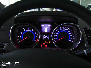 北京現代2015款朗動