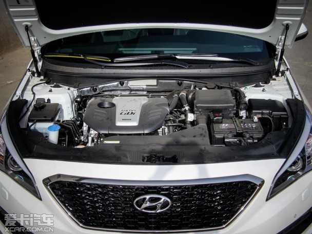 北京現代2015款索納塔九