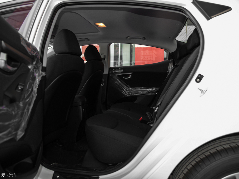 北京現代2016款朗動