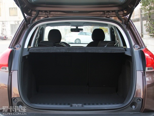 東風標致2014款標致2008