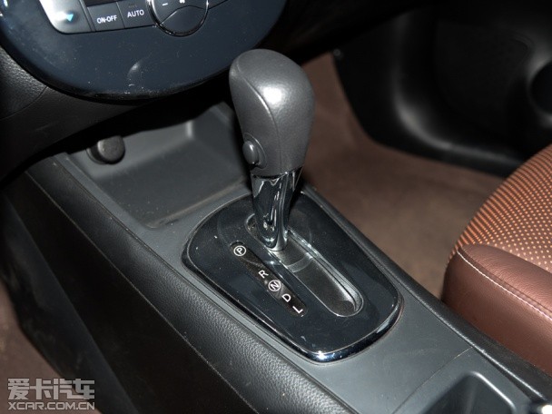 東風日產2014款騏達