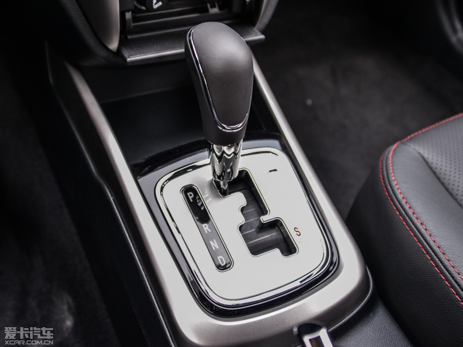 長安乘用車2015款逸動