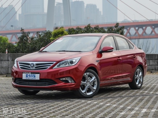 長安乘用車2015款逸動