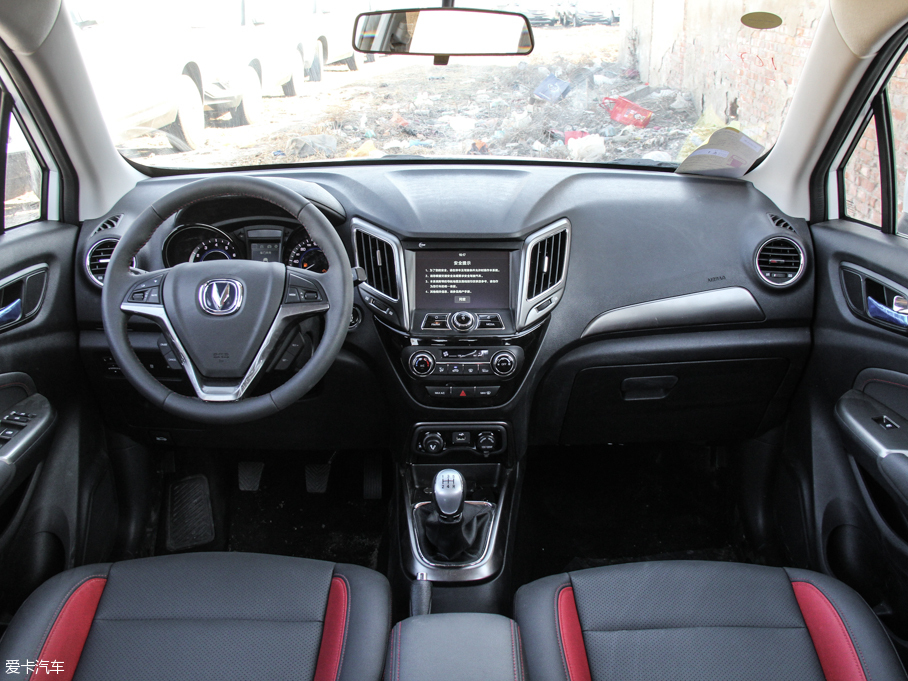 長安乘用車2016款長安CS15