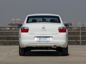 東風(fēng)雪鐵龍2015款全新愛麗舍