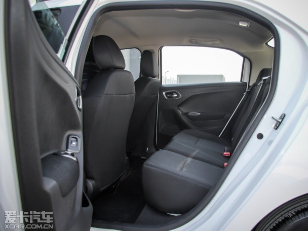 東風雪鐵龍2015款全新愛麗舍