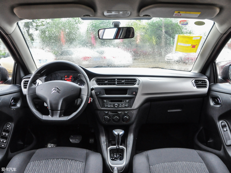 東風(fēng)雪鐵龍2016款全新愛麗舍