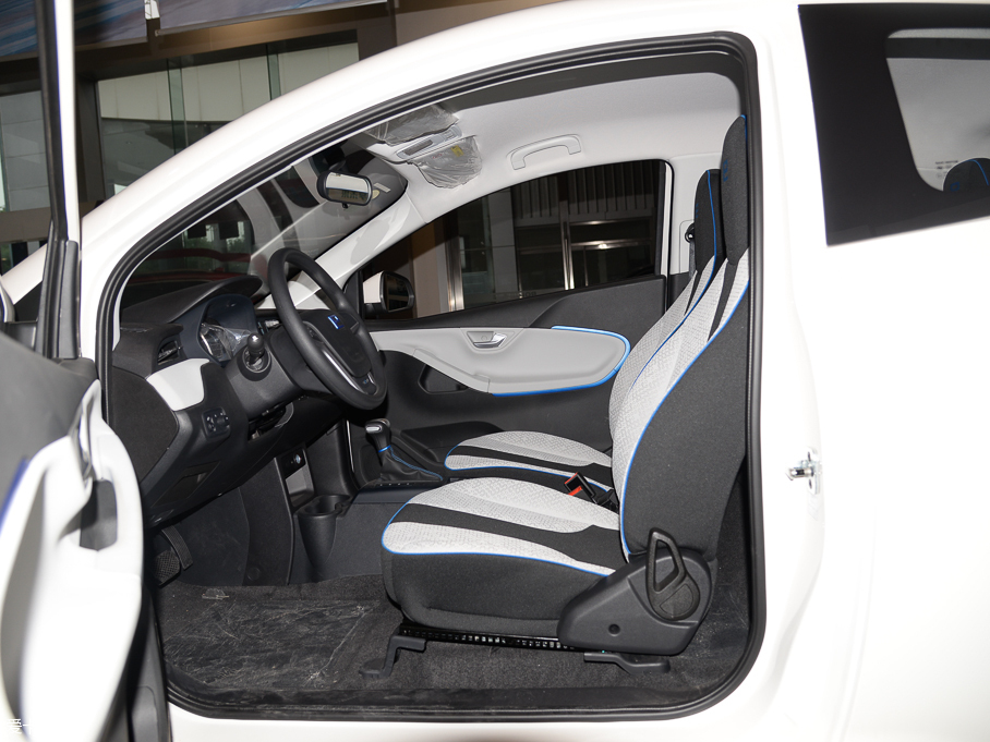 上汽榮威2016款榮威e50