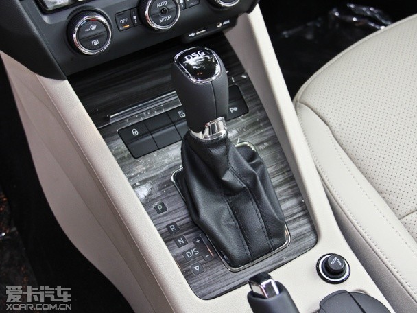 上海大眾斯柯達2015款新明銳