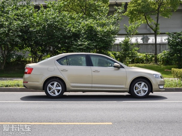 上海大眾斯柯達2015款新明銳