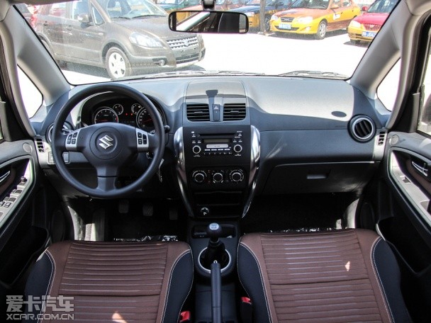 長安鈴木2013款天語SX4兩廂