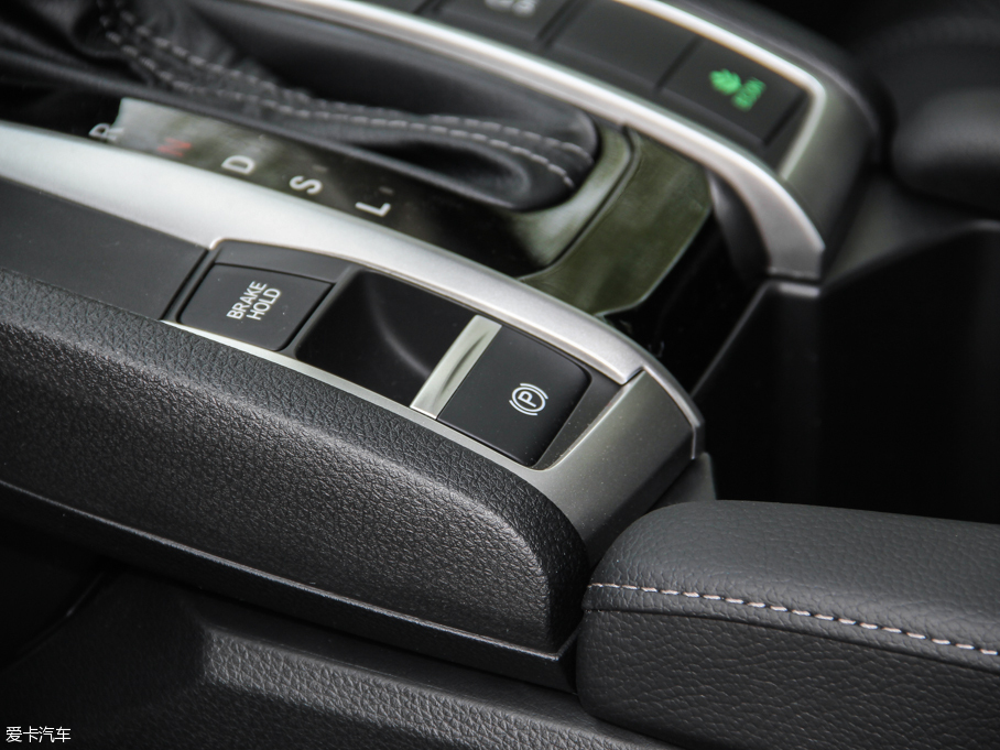 東風本田2016款思域