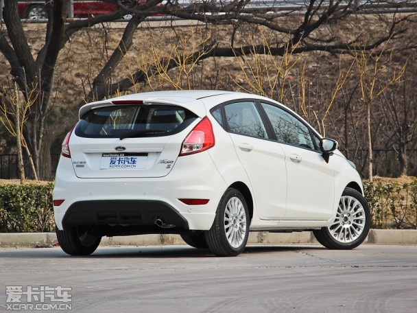 長安福特2014款嘉年華兩廂