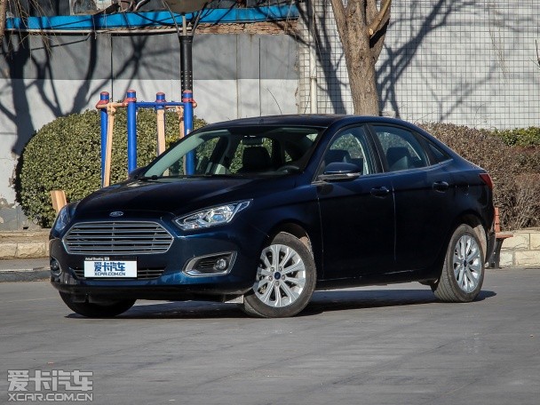 長安福特2015款福睿斯