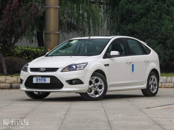 長安福特2014款經典福克斯兩廂