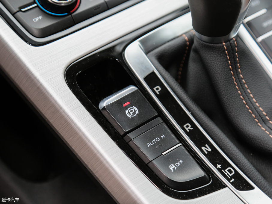 吉利汽車2016款博越