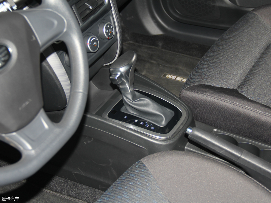 奔騰2016款奔騰B30