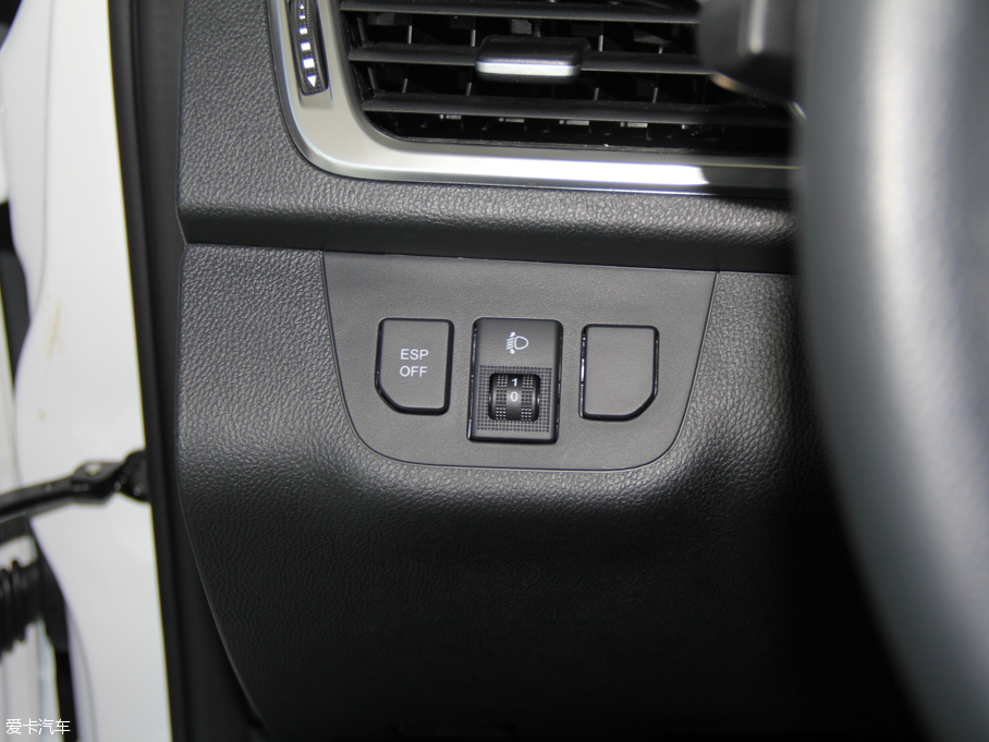 奔騰2016款奔騰B30