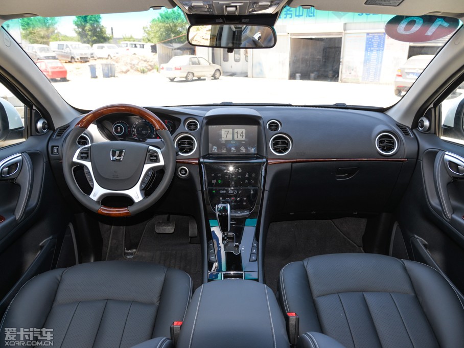 納智捷2015款大7 SUV