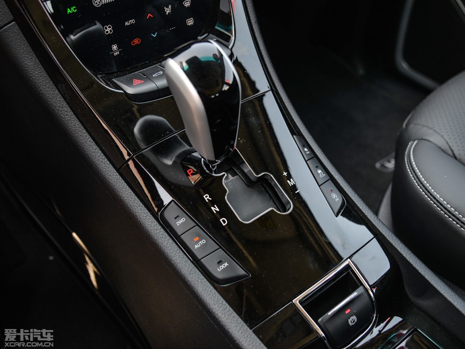 納智捷2015款大7 SUV