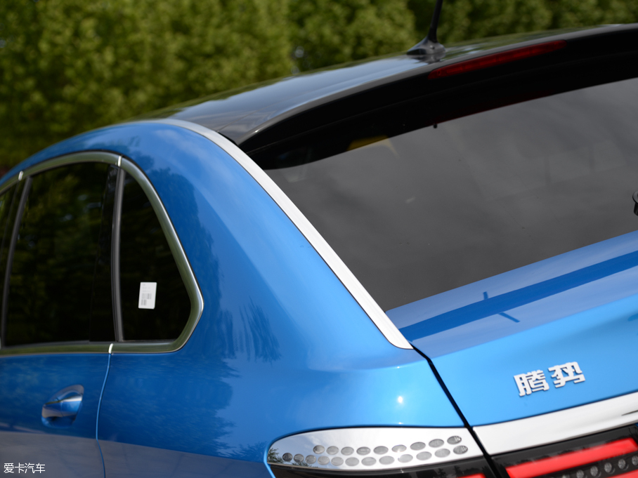 比亞迪戴姆勒2014款騰勢