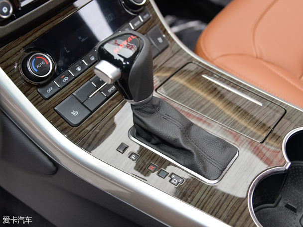 哈弗汽車2015款哈弗H8