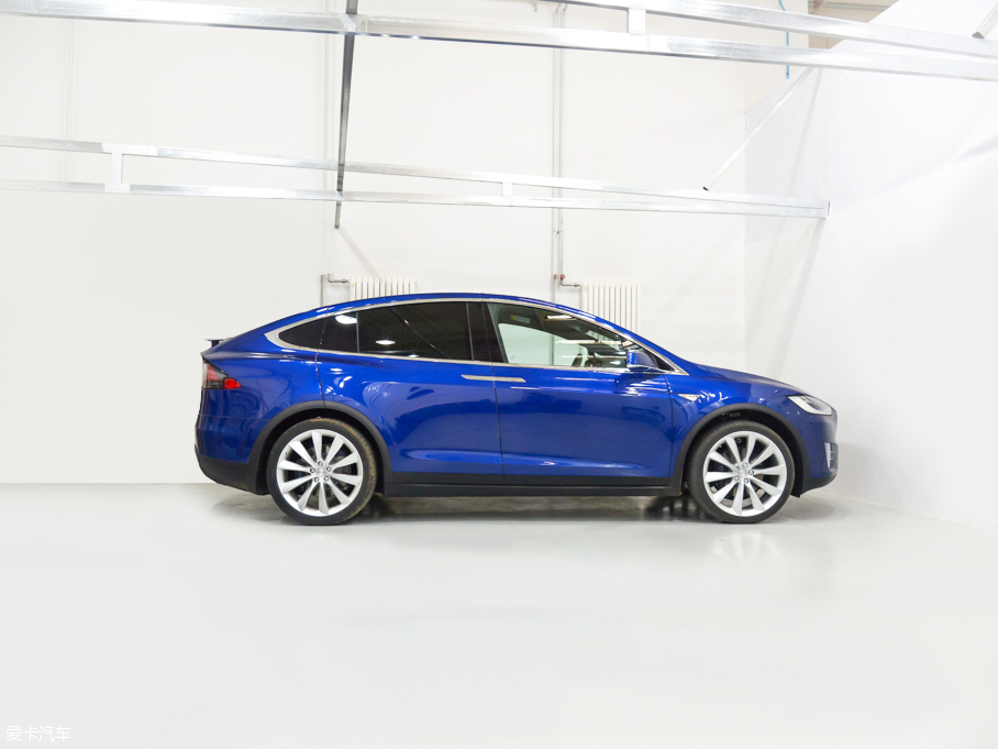 TESLA2016款MODEL X