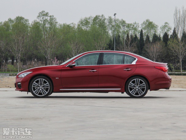 東風英菲尼迪2015款英菲尼迪Q50L