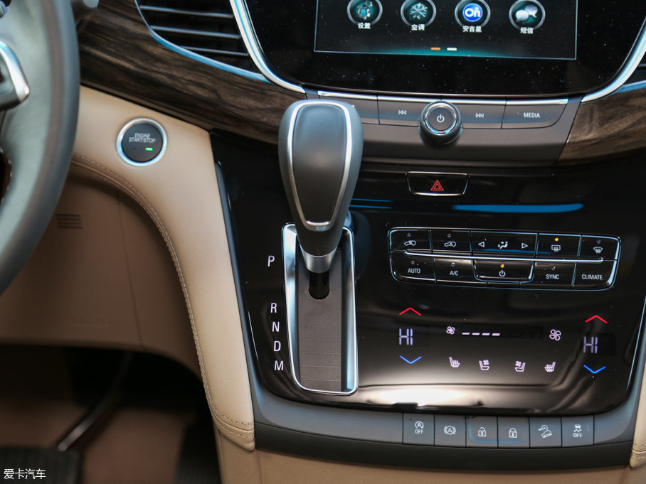 上汽通用別克2017款別克GL8豪華商務