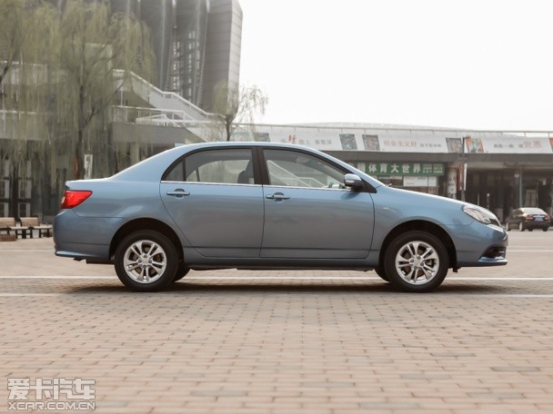 比亞迪汽車2014款比亞迪F3