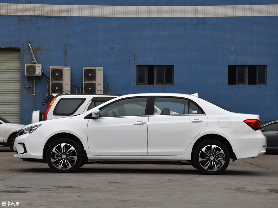 比亞迪汽車2016款秦EV