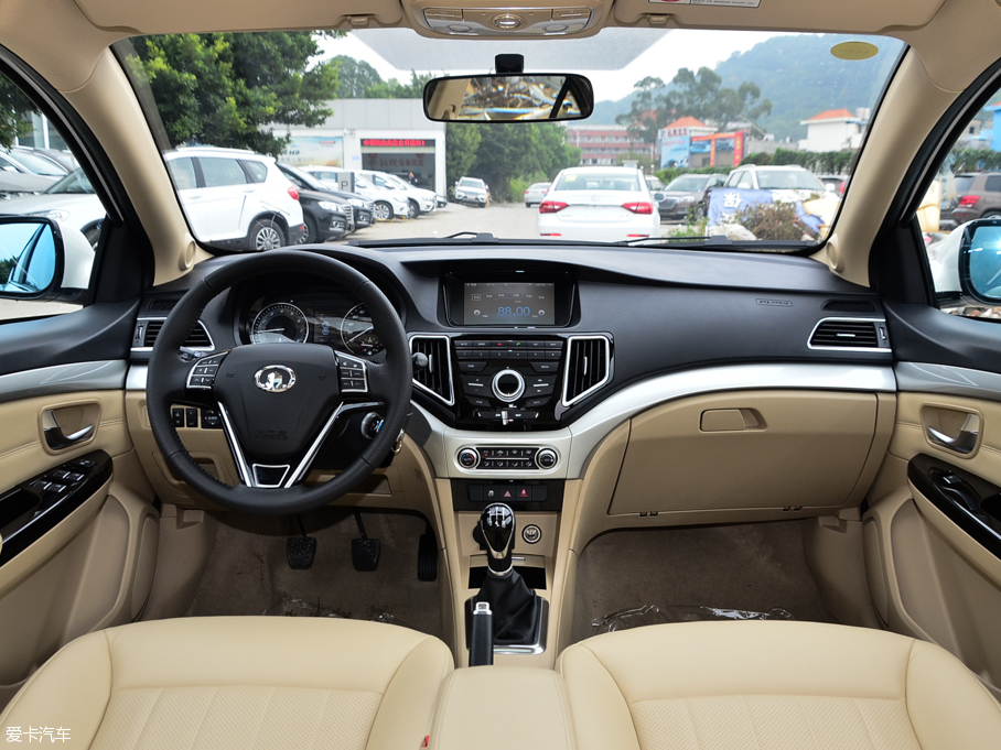 長城汽車2016款長城C30