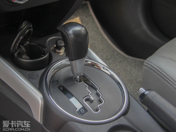 標(biāo)致(進(jìn)口)2013款標(biāo)致4008