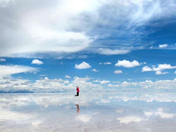 天空之镜:乌尤尼盐湖