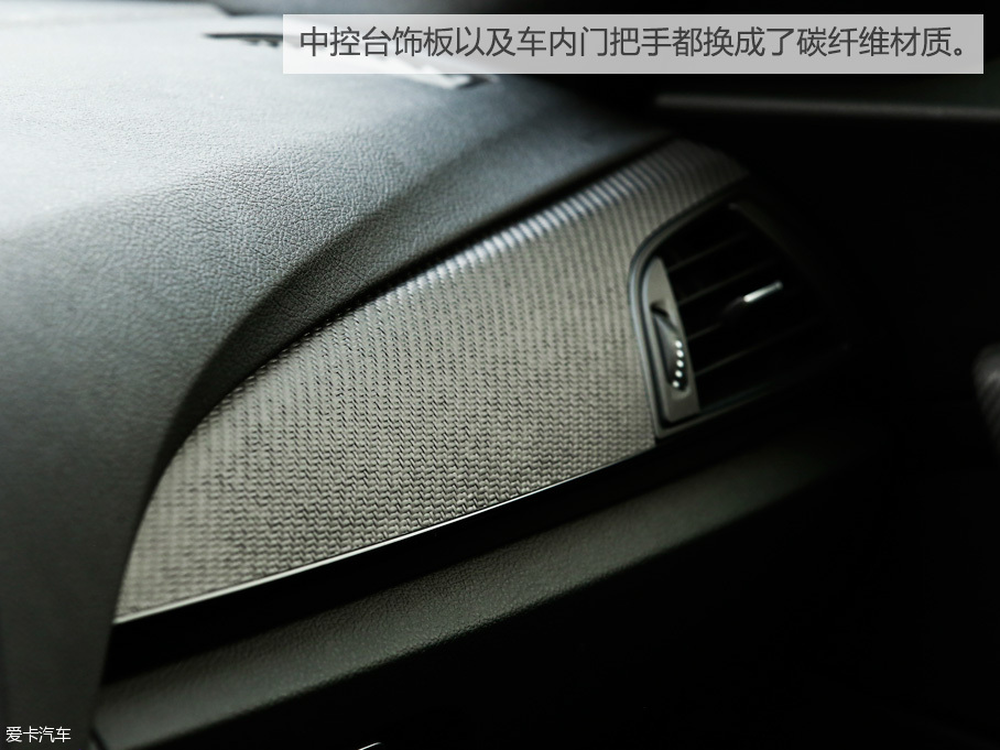 离你最近的M POWER 爱卡测试宝马M2
