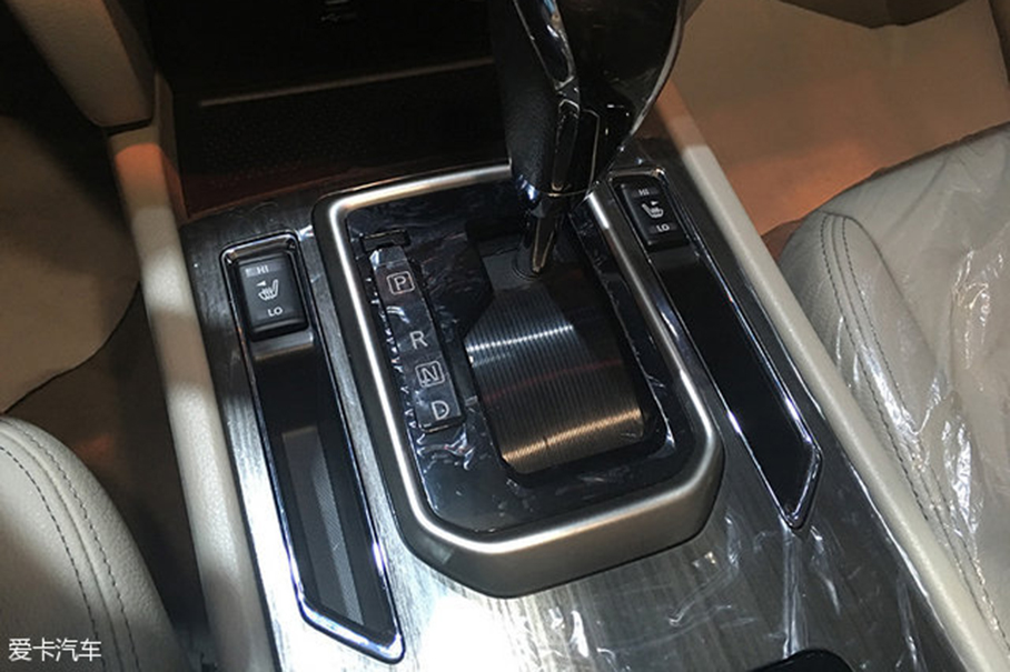 啟辰T902016成都車展靜評