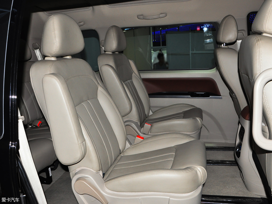 菱智F500 2016成都車展靜評