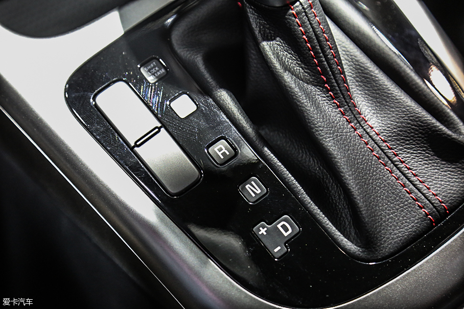 起亞KX3 2016成都車展靜評