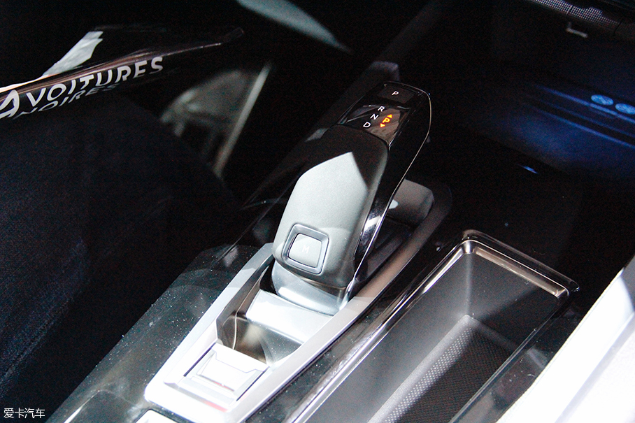 標(biāo)致5008巴黎車(chē)展靜評(píng)