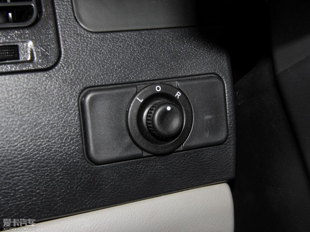 東風風行2015款菱智導購