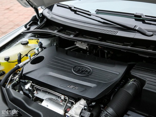 工薪車聯(lián)網(wǎng) 推薦3款配車載互聯(lián)系統(tǒng)車型