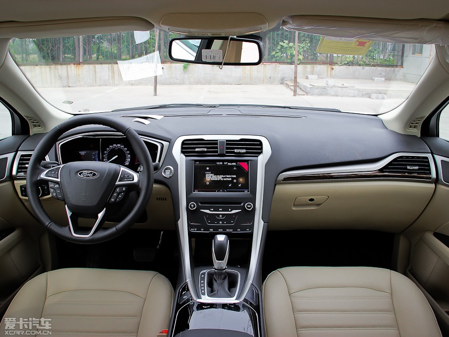 都市精英座駕 四款年輕時尚中型車對比