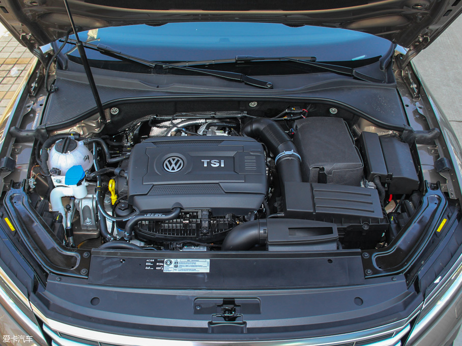 都市精英座駕 四款年輕時尚中型車對比