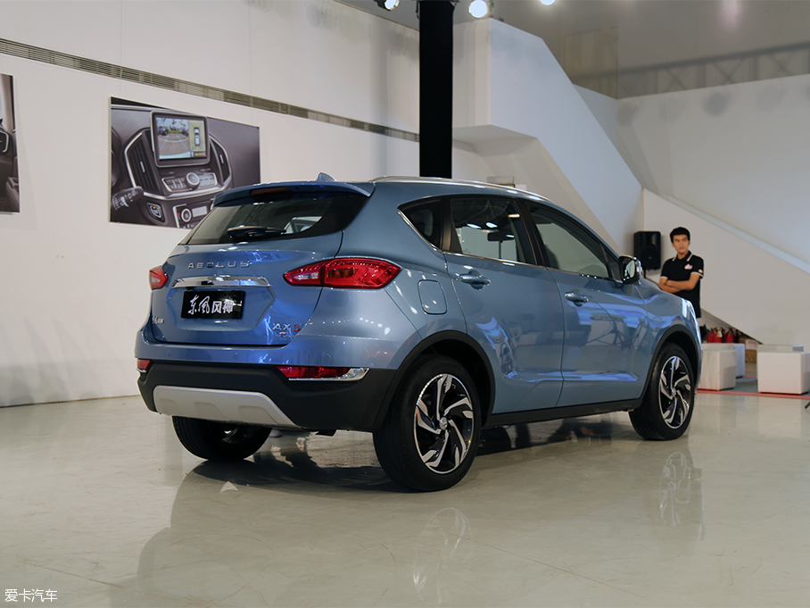 東風(fēng)風(fēng)神AX5內(nèi)飾解析