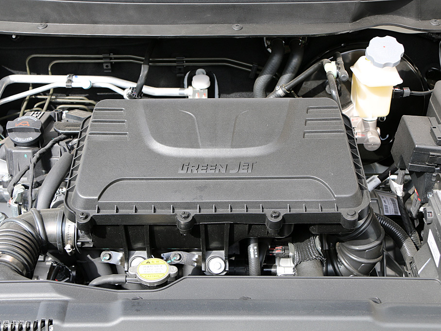 實拍2017款江淮瑞風S2