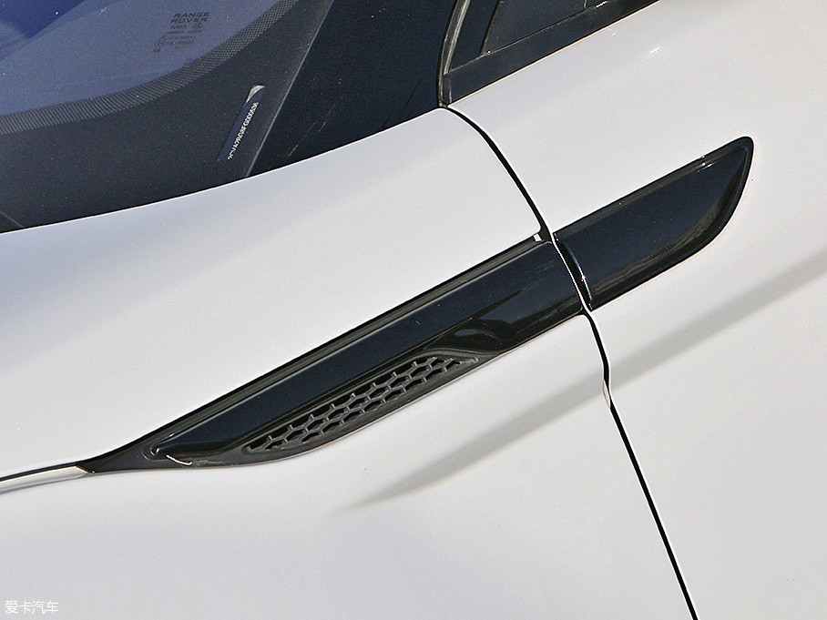 2016款攬勝極光品質(zhì)測(cè)試